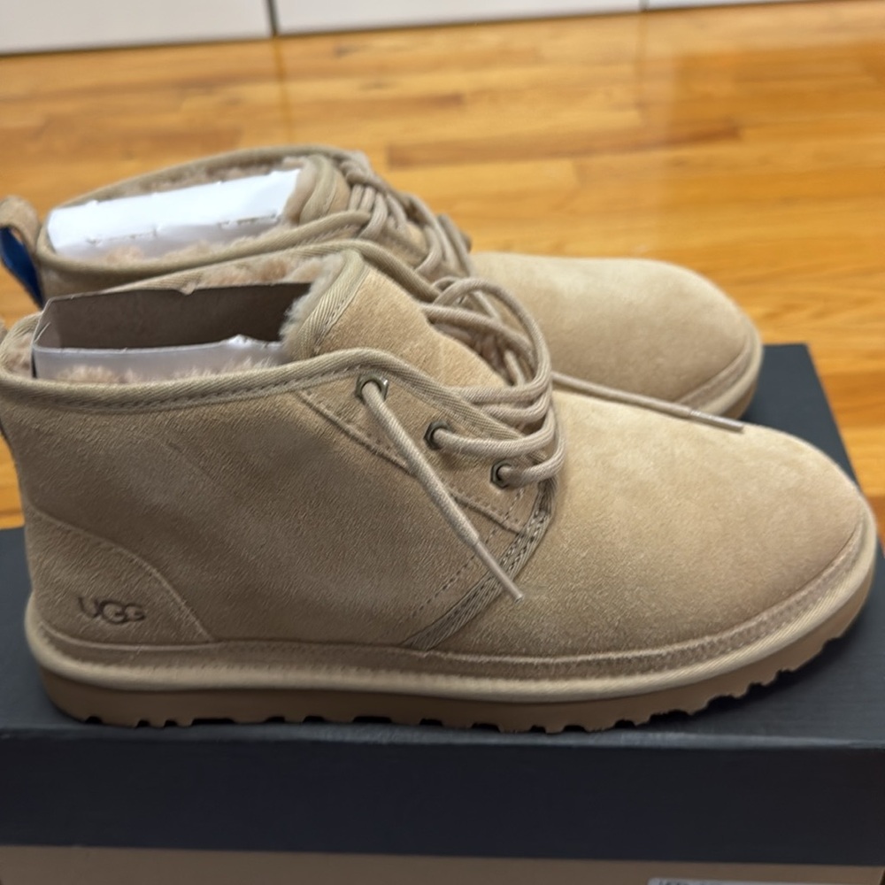UGG Classic Boots - Chestnut - Picture 3 of 7